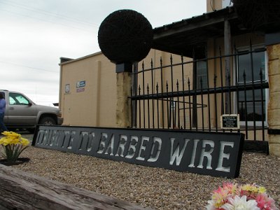 2009-05 McLean - Barbed Wire Museum (1)