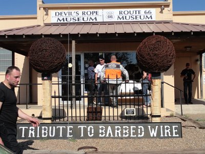 2011-07 McLean - Barbed Wire Museum (2)