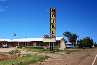 2019-06-03 San Jon motel by Tom Walti