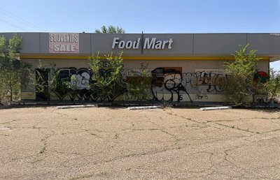 2022-06 Tucumcari - Food Mart by Amber Spearing 1