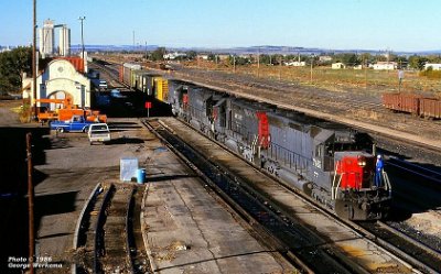 1986-11-6 Tucumcari - Southern Pacific Railroad train