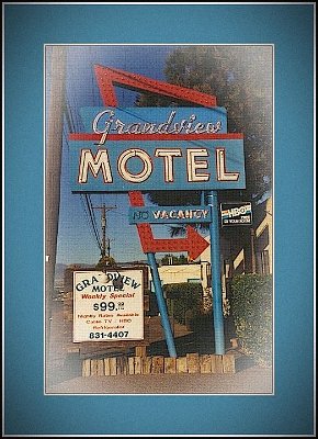 201x ABQ - Grandview motel by James Seelen