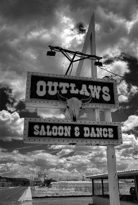 2020 Grants - Outlaws saloon and dance