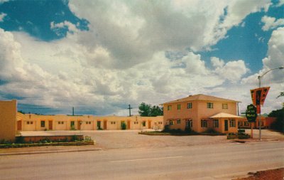 19xx Gallup - Cactus motel 2