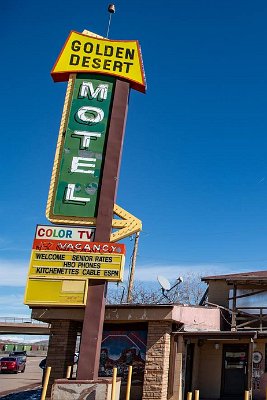 2019 Gallup - Golden desert motel