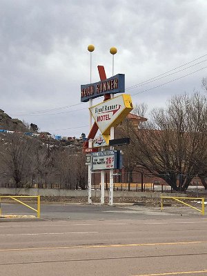 2019-02 Gallup - Roadrunner motel