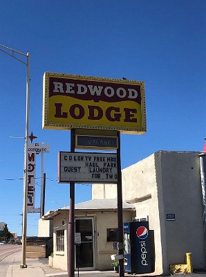 201x Gallup - Redwood lodge