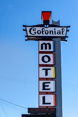 2021-11 Gallup - Colonial motel 2