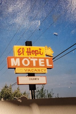 2024-05-05 Gallup - El Hopi motel by Carl Orr