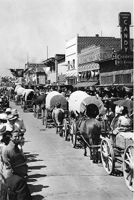 1940 Gallup intertribal parade