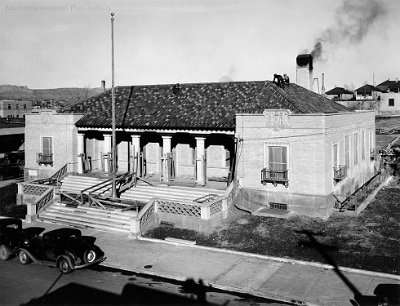 1934 Gallup - Postoffice