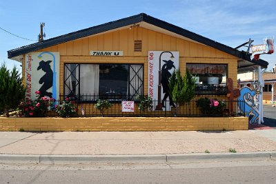 2019-06-14 Holbrook - Brad's desert inn by Tom Walt 2