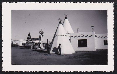 195x Wigwam hotel