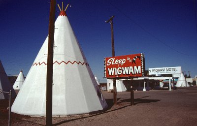 1996 Wigwam hotel (2)