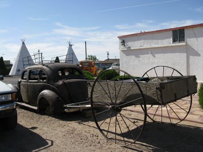 2009-05 Wigwam hotel (5)