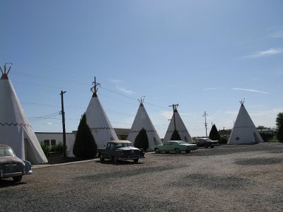 2009-05 Wigwam hotel (6)