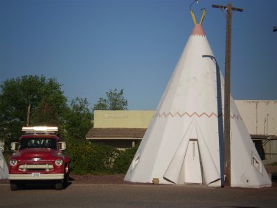 2009-05 Wigwam hotel (9)