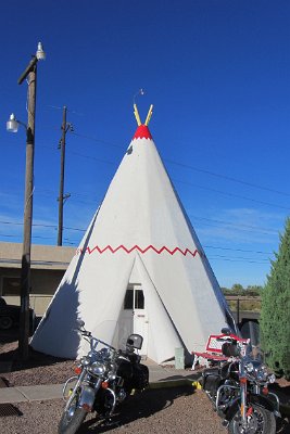 2013-06 Wigwam hotel (12)