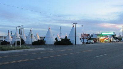 2013-06 Wigwam hotel (34)