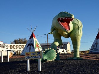 Painted Desert Indian Center