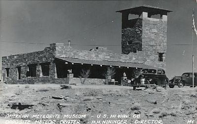 1940s Meteor Crater Observatory2
