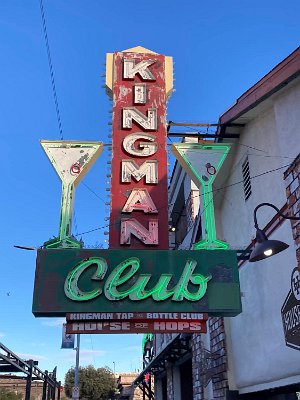 2022-02-20 Kingman - Kingman club by David McElyea