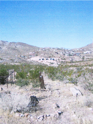 2005 Oatman cemetery 3