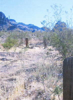 2005 Oatman cemetery 5