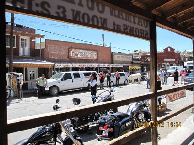 2012 Oatman arrest (29)