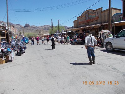 2012 Oatman robbery (7)