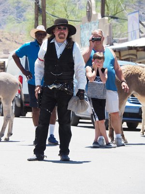 2019-06 Oatman (21)