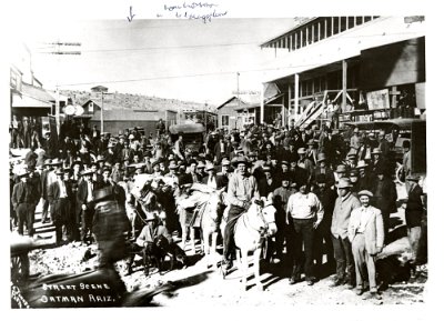 19xx Oatman - Lou Grossman in crowd with megaphone