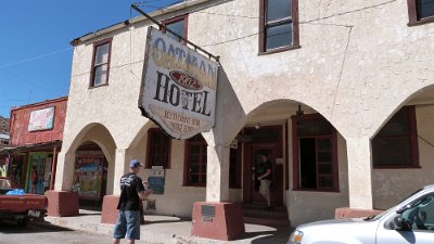 2013-06-25 Oatman Hotel (11)