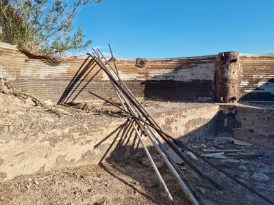 2022-07-18 Oatman - Swimming pool (7)