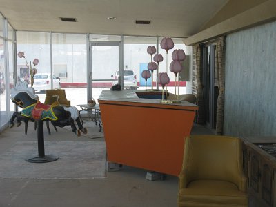 201x Roys motel by Darel Maden