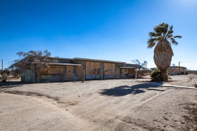 Dunes Motel, Route 66, CA The abandoned Dunes Motel is a complex of four buildings, each with four rooms, plus a swimming pool, southwest of Barstow on Historic Route 66.