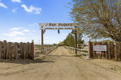 2022 Oro grande - Roy Rogers ranch by Jennifer Mullins (2)