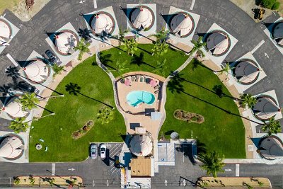2023-08 San Bernardino - Wigwam motel by Tobias Neubert 1