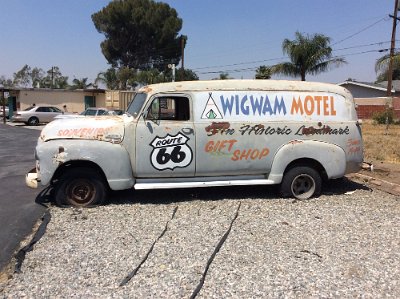 2015-04-19 Rialto - Wigwam hotel (39)