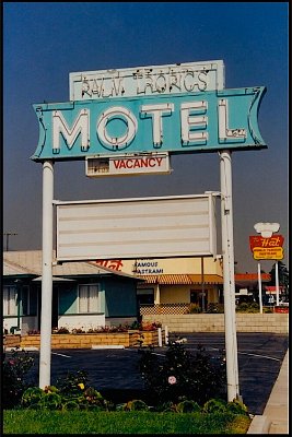 201x Pasadena - Palm Tropics motel