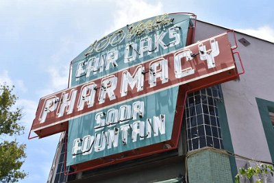 2022 Pasadena - Fair Oaks Pharmacy and Soda Fountain by Ron Webster 1