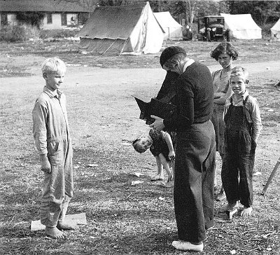 Dorothea Lange in the Field, 1938-RonPartridge